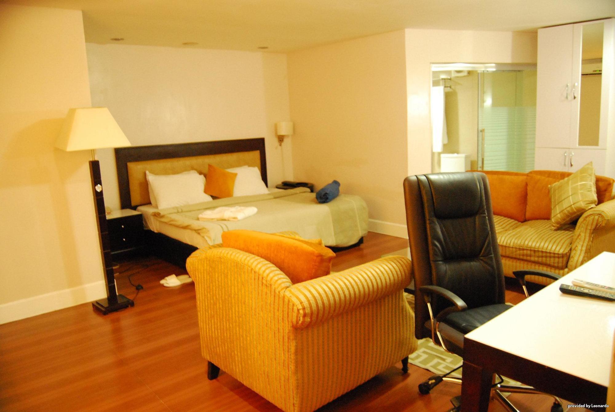 BW Starfire Hotel Ikeja Kültér fotó