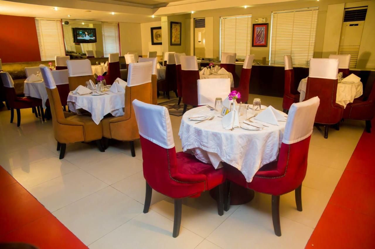 BW Starfire Hotel Ikeja Kültér fotó