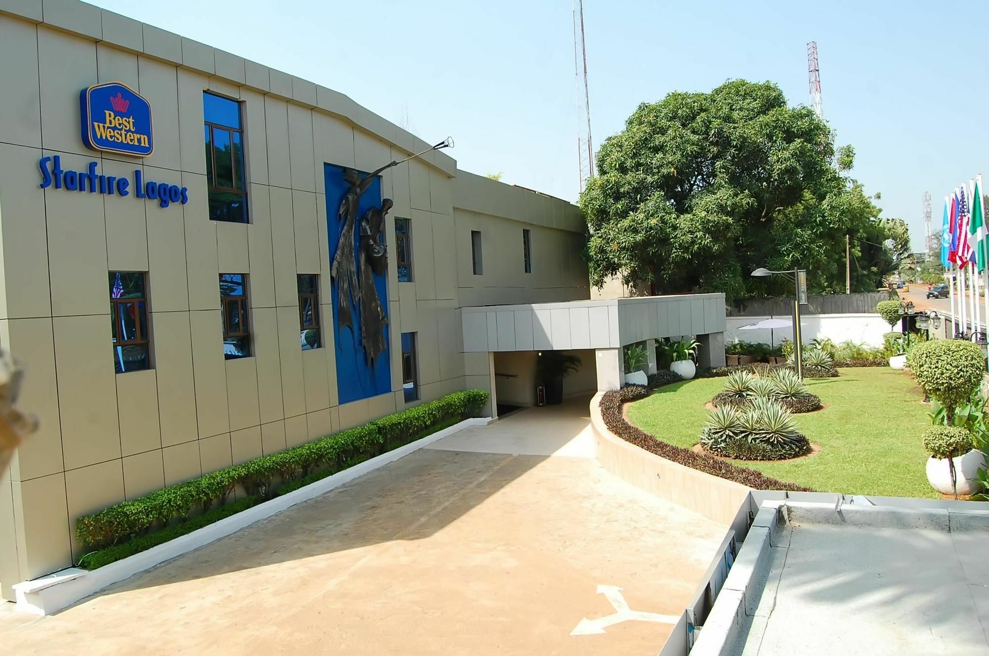 BW Starfire Hotel Ikeja Kültér fotó